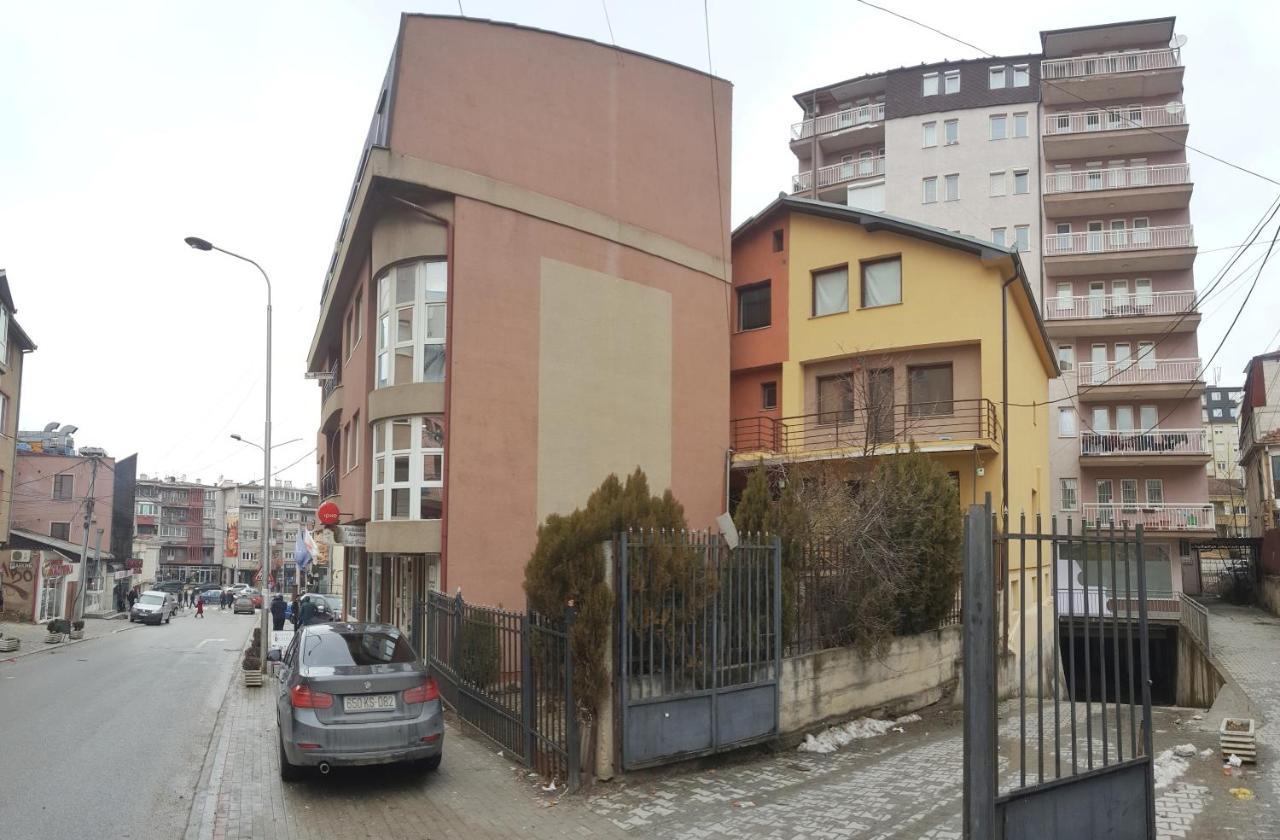 Welcoming In Prishtina Apartment Priștina Exterior foto
